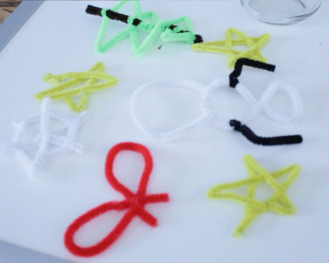 Super Easy To Make Pipe Cleaner Starfish